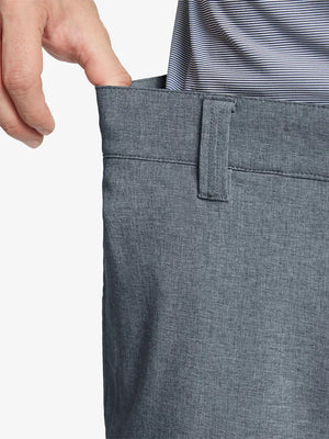 NAVY 9 Inch Heather Performance Golf Shorts close-up of waistband being stretched to show elasticity